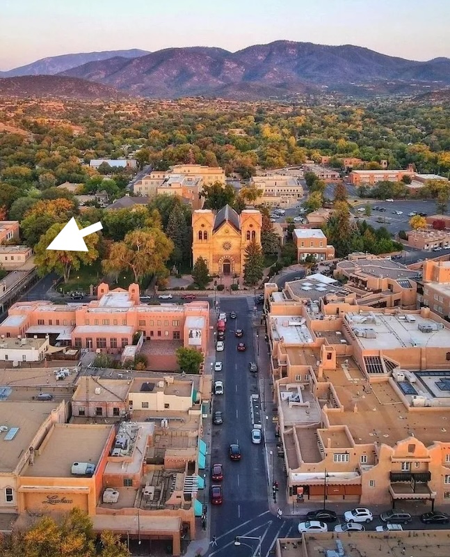 SANTAFE AERIAL ARROW SENA PLAZA